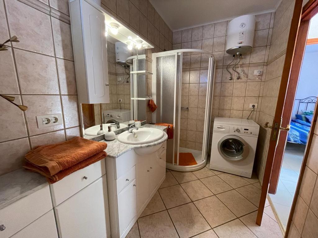 The White Dragos With Ocean View - Ac - Private Pool Apartment Tias Exterior photo